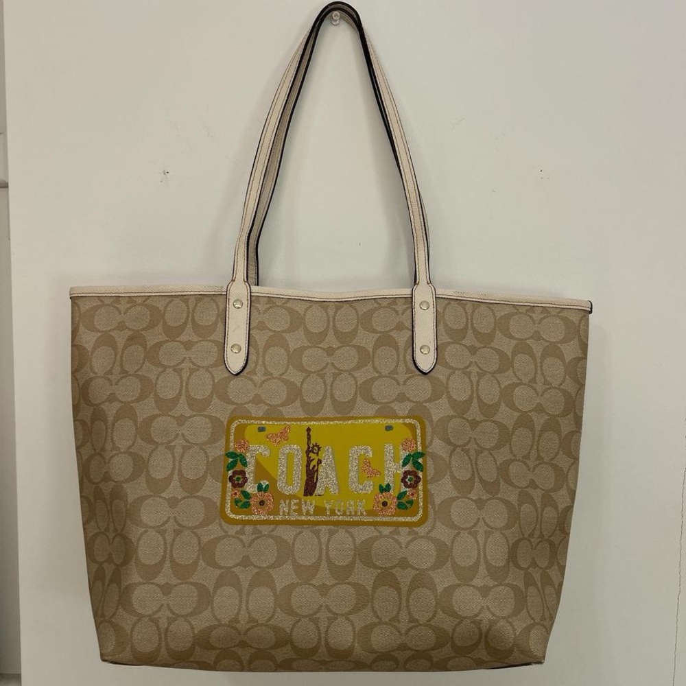 Coach City Tote Signature Canvas Limited Edition New York License Plate Graphic